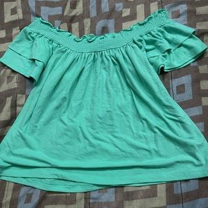 Off shoulder | Ruched shoulder top